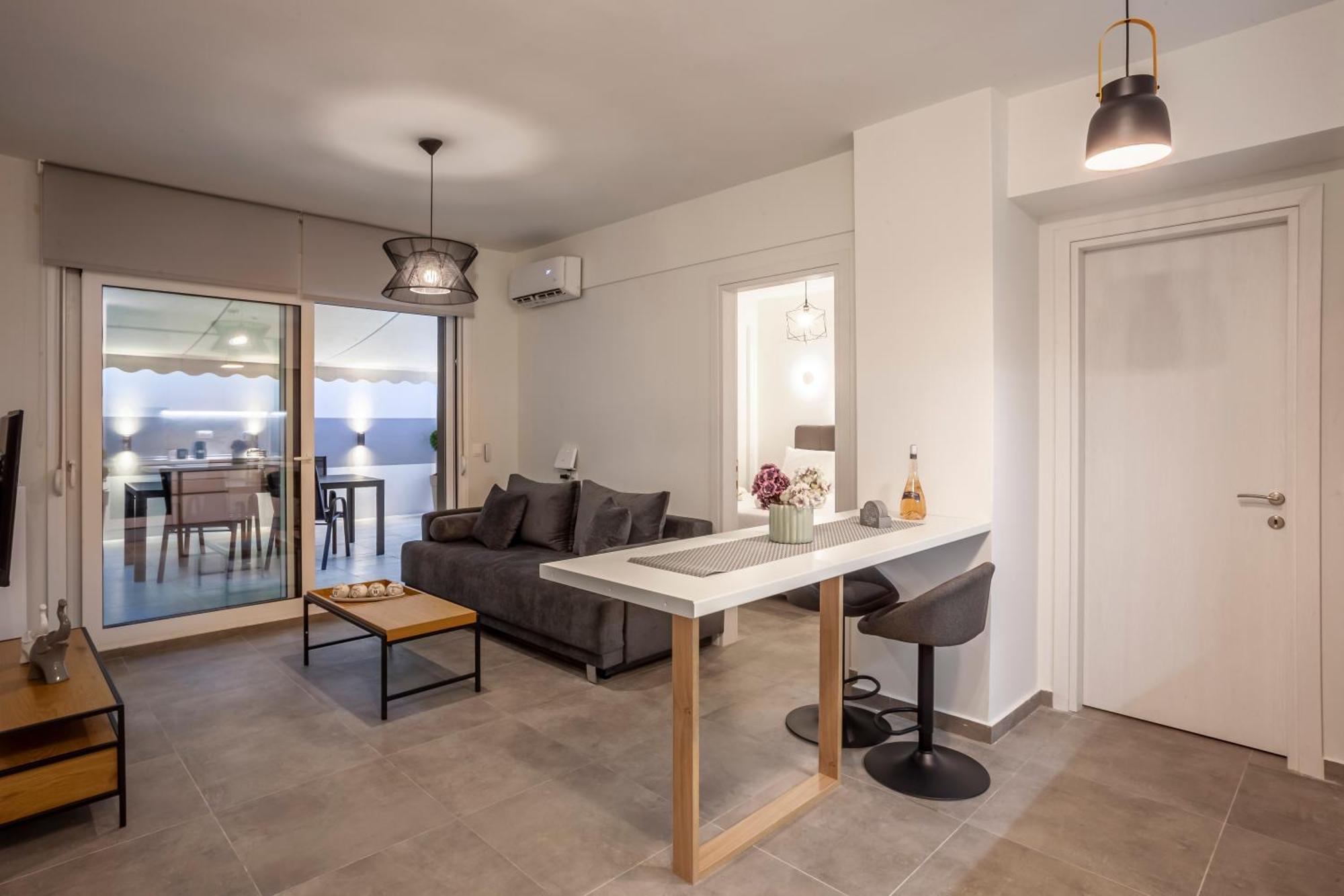 Aretha-Simone-Your Urban Stay Thessaloniki Buitenkant foto